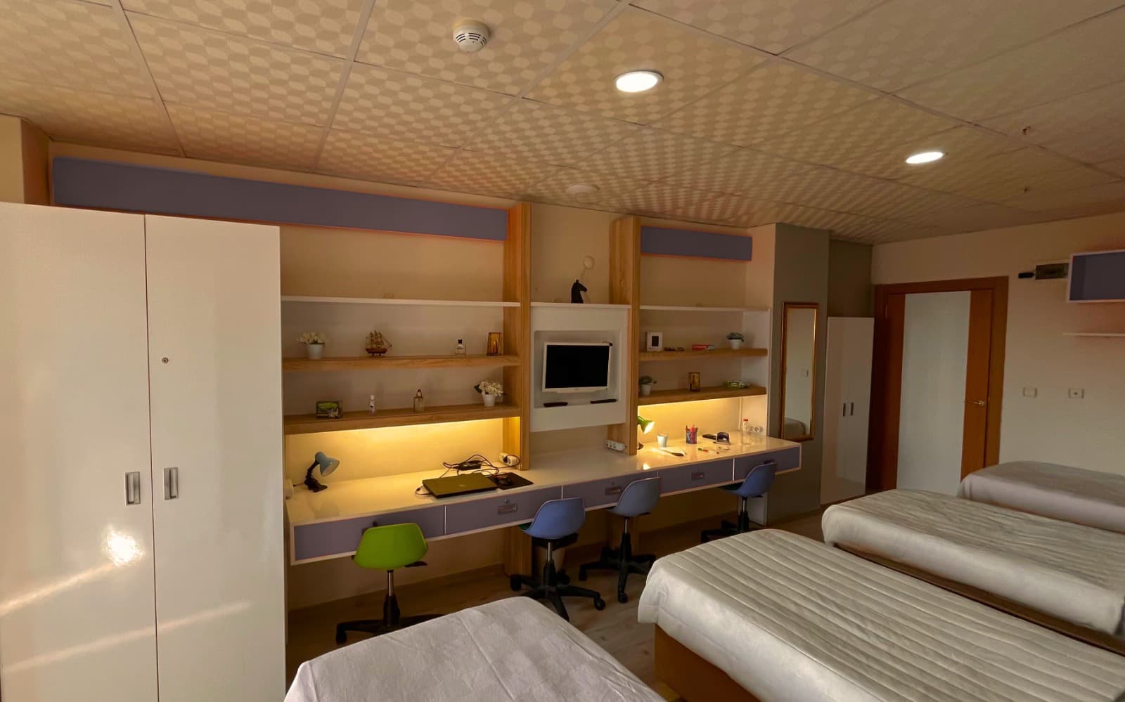 ENİS ÇEBİ YURTLARI 