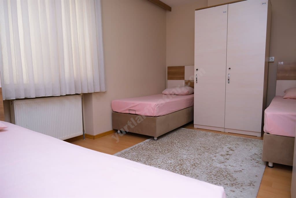 İnsan Vakfı Bahçelievler Kız Yurdu