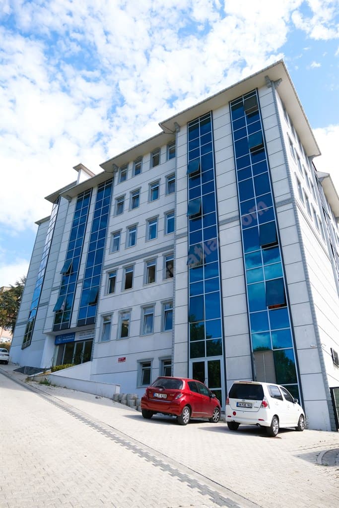 İnsan Vakfı Dr. Ahmet Haluk Dursun Erkek Yurdu