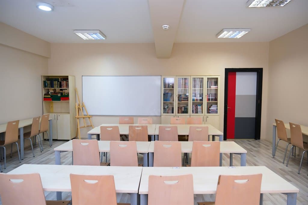 İnsan Vakfı Bakırköy Kız Yurdu