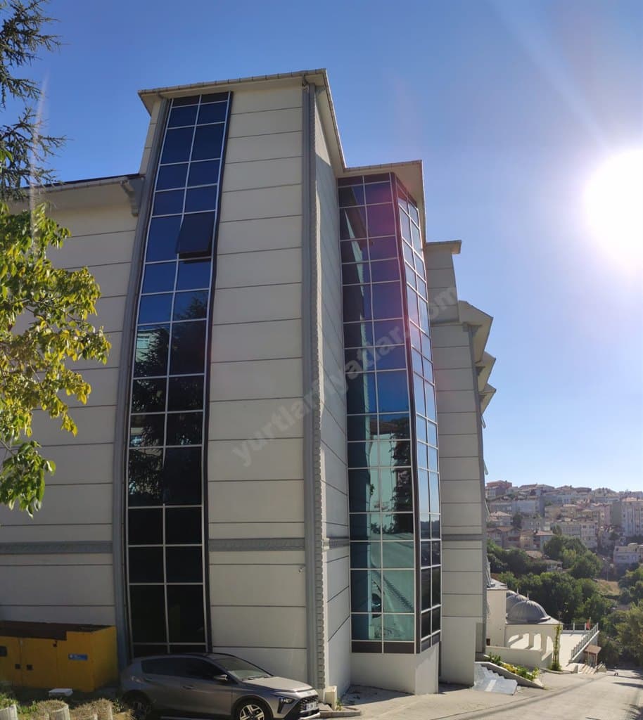 İnsan Vakfı Dr. Ahmet Haluk Dursun Erkek Yurdu