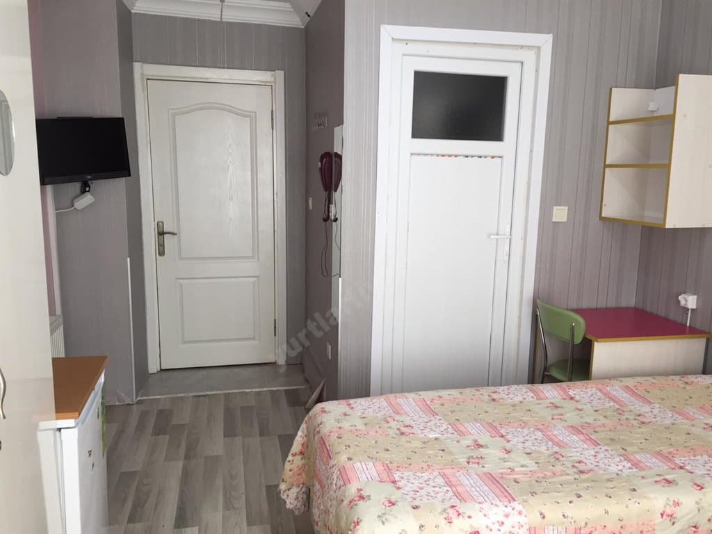 Turkuaz Sütlüce Kız Öğrenci Yurdu