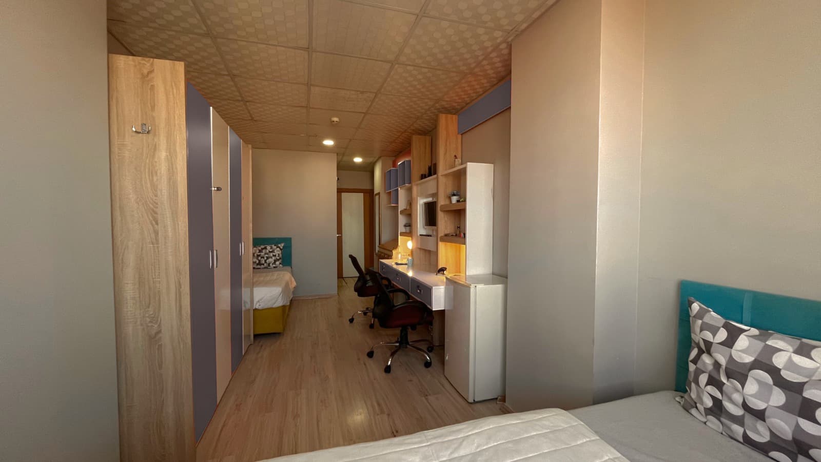 ENİS ÇEBİ YURTLARI 