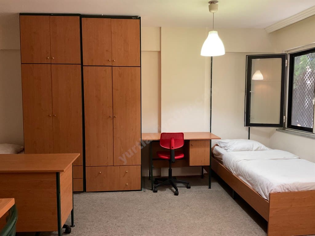 Beşiktaş Kız Rezidansı