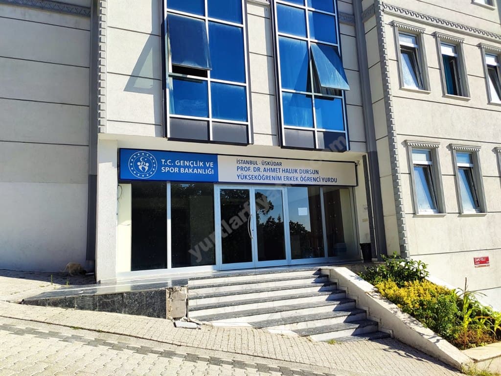 İnsan Vakfı Dr. Ahmet Haluk Dursun Erkek Yurdu