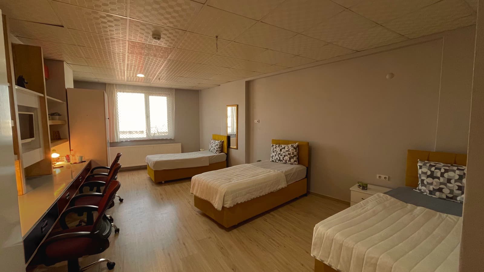 ENİS ÇEBİ YURTLARI 