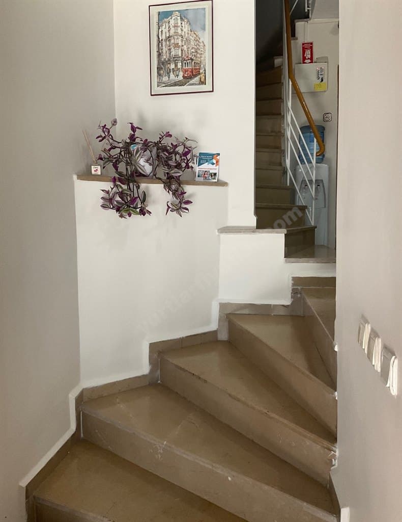 Beşiktaş Kız Rezidansı