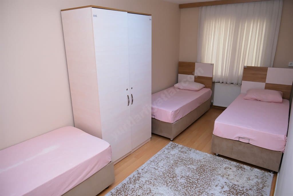 İnsan Vakfı Bahçelievler Kız Yurdu