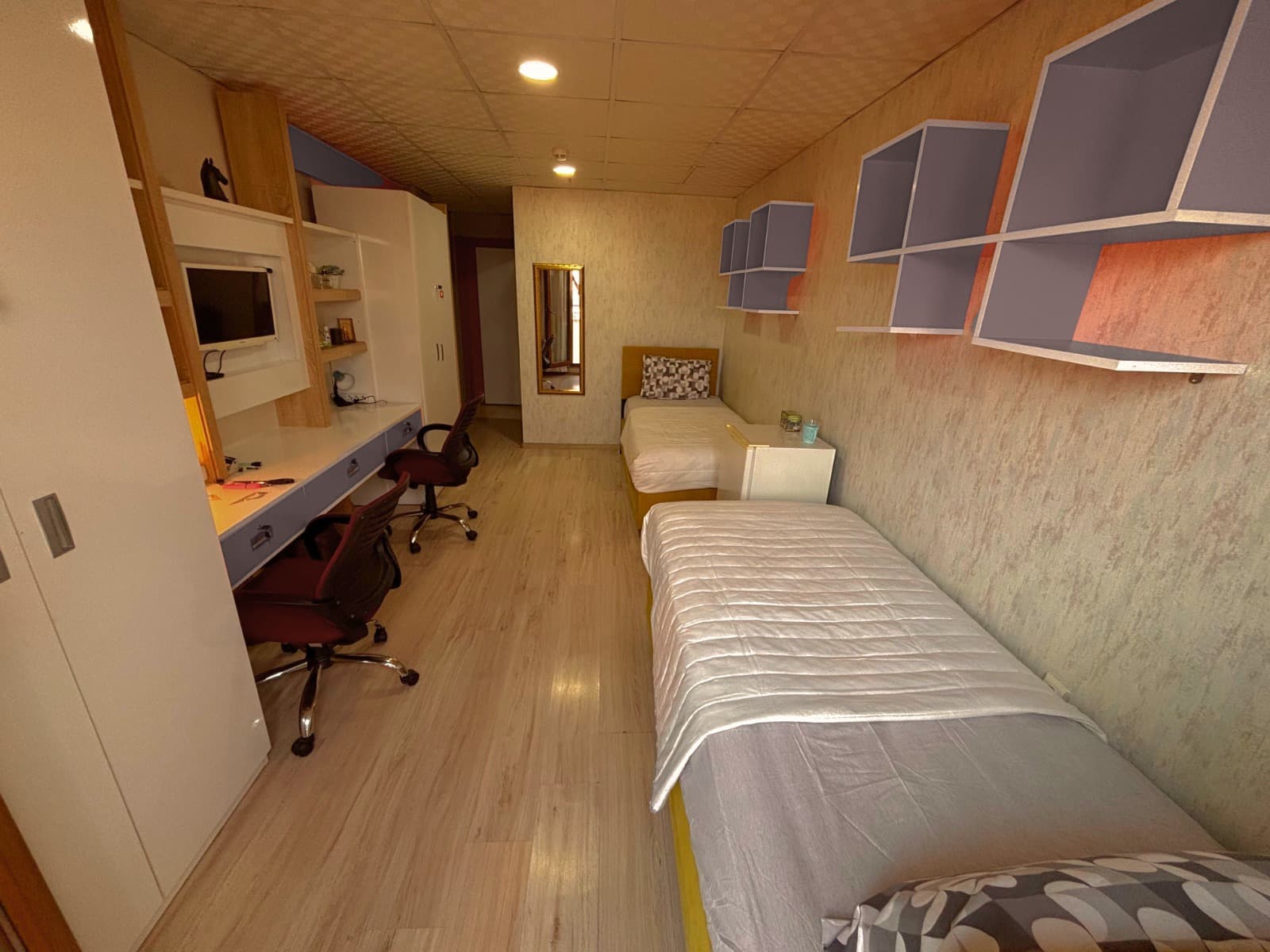 ENİS ÇEBİ YURTLARI 