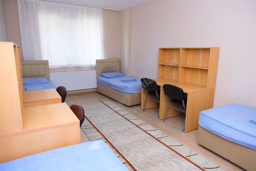 İnsan Vakfı Mehmet Akif Ersoy Erkek Yurdu